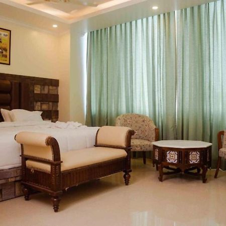 Hotel Grand Lotus Dimāpur Exterior foto